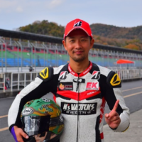 世界耐久選手権【鈴鹿８時間耐久レース】での活躍目指す安達勝紀さんがFind-FCにアスリート登録！